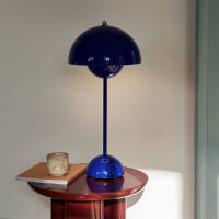Flowerpot VP3 bordslampa cobalt blue