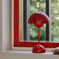 Flowerpot VP9 portabel bordslampa vermilion red